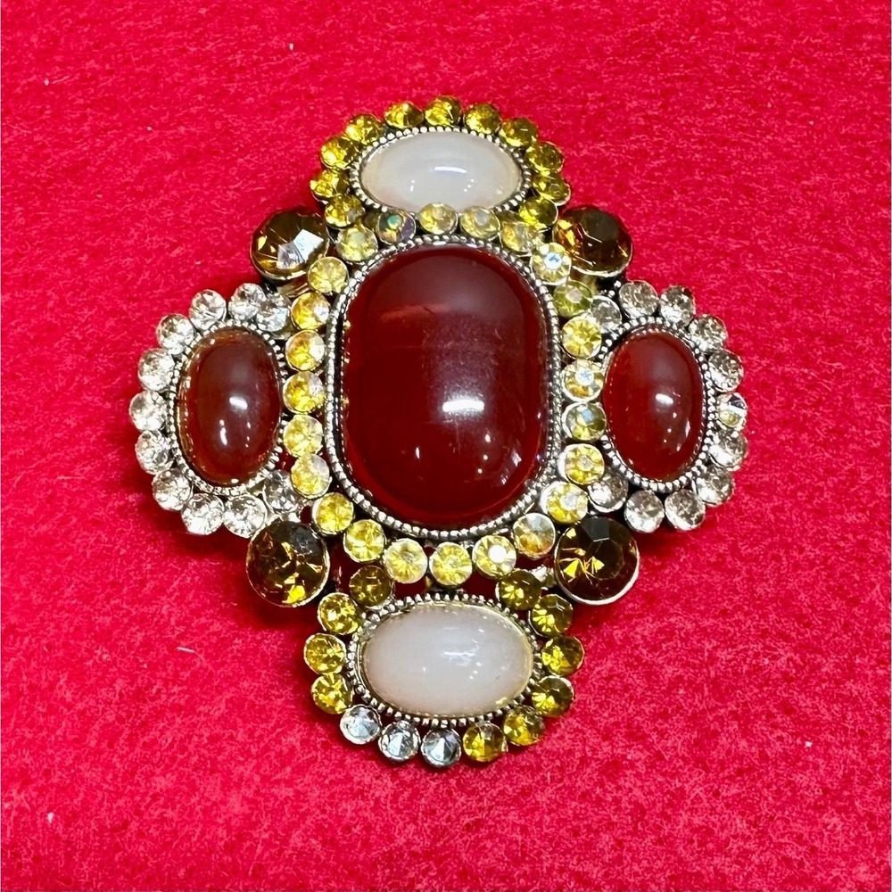 Vintage Brooch Lot 3 Pc Faux Pearl Red Cabochon Crown Pin Jewelry - Picture 9 of 14